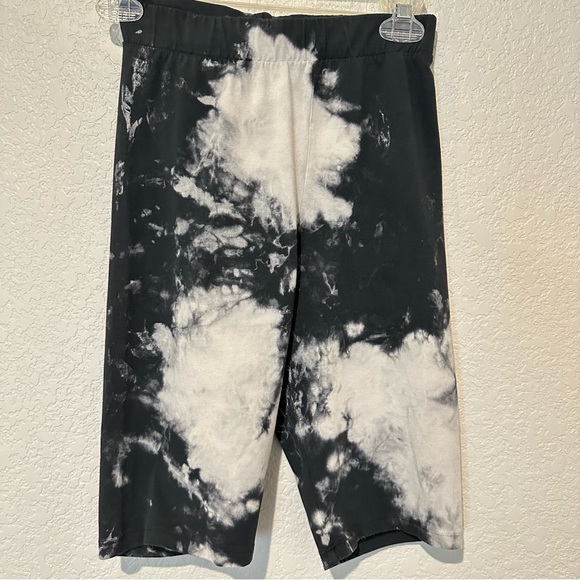 New Zara Tie Dye Stretch Bleach Design Gray Biker Shorts Medium 6050/406 - Picture 6 of 8